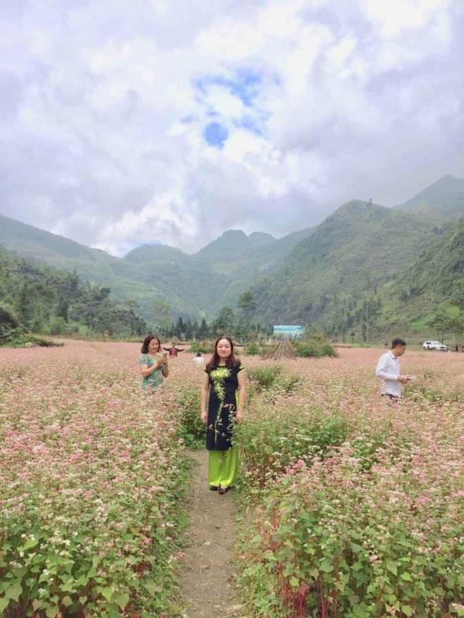 Отель Khach San Phu Ha Phu Tho Экстерьер фото